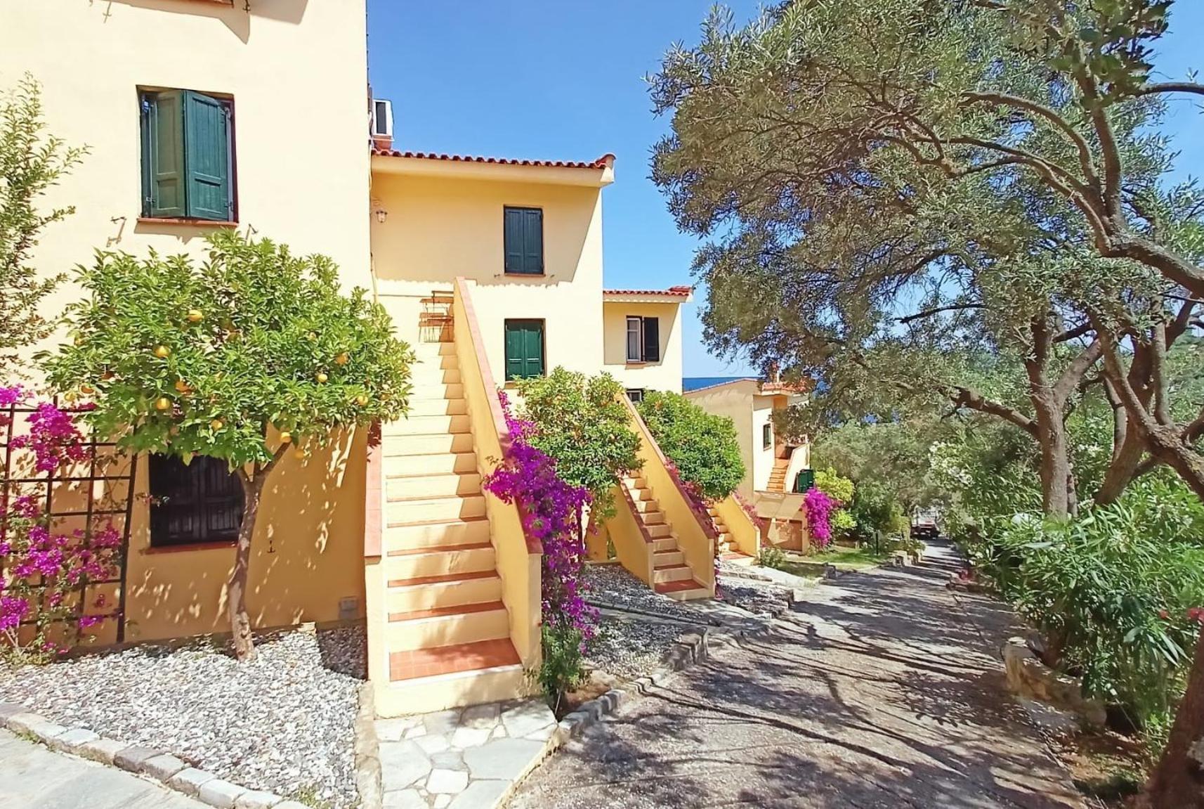 The Yellow Houses Agios Nikolaos  Exteriör bild