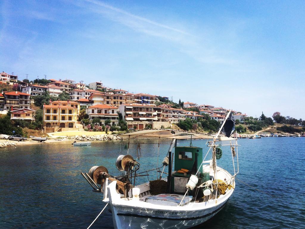 The Yellow Houses Agios Nikolaos  Exteriör bild